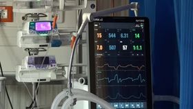 VIDEO Un bebeluș din Cluj s-a stins din viață din cauza unei infecții din spital. Părinții au depus plângere pentru omor din culpă